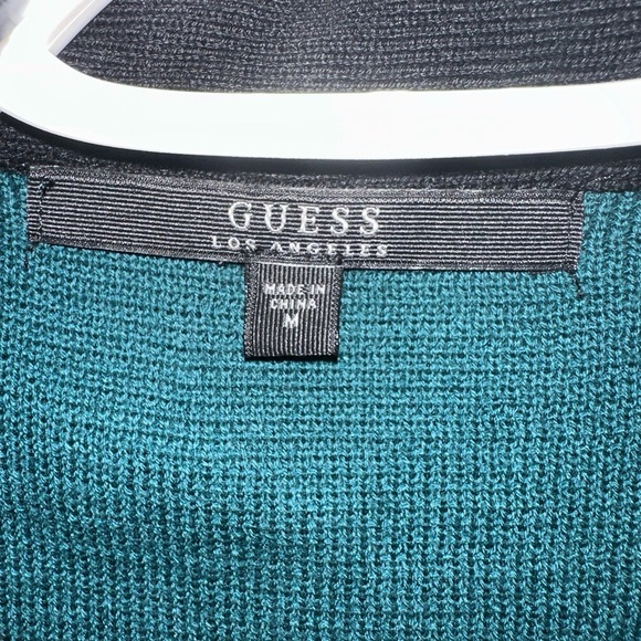 Guess Size M - Picture 4 of 8